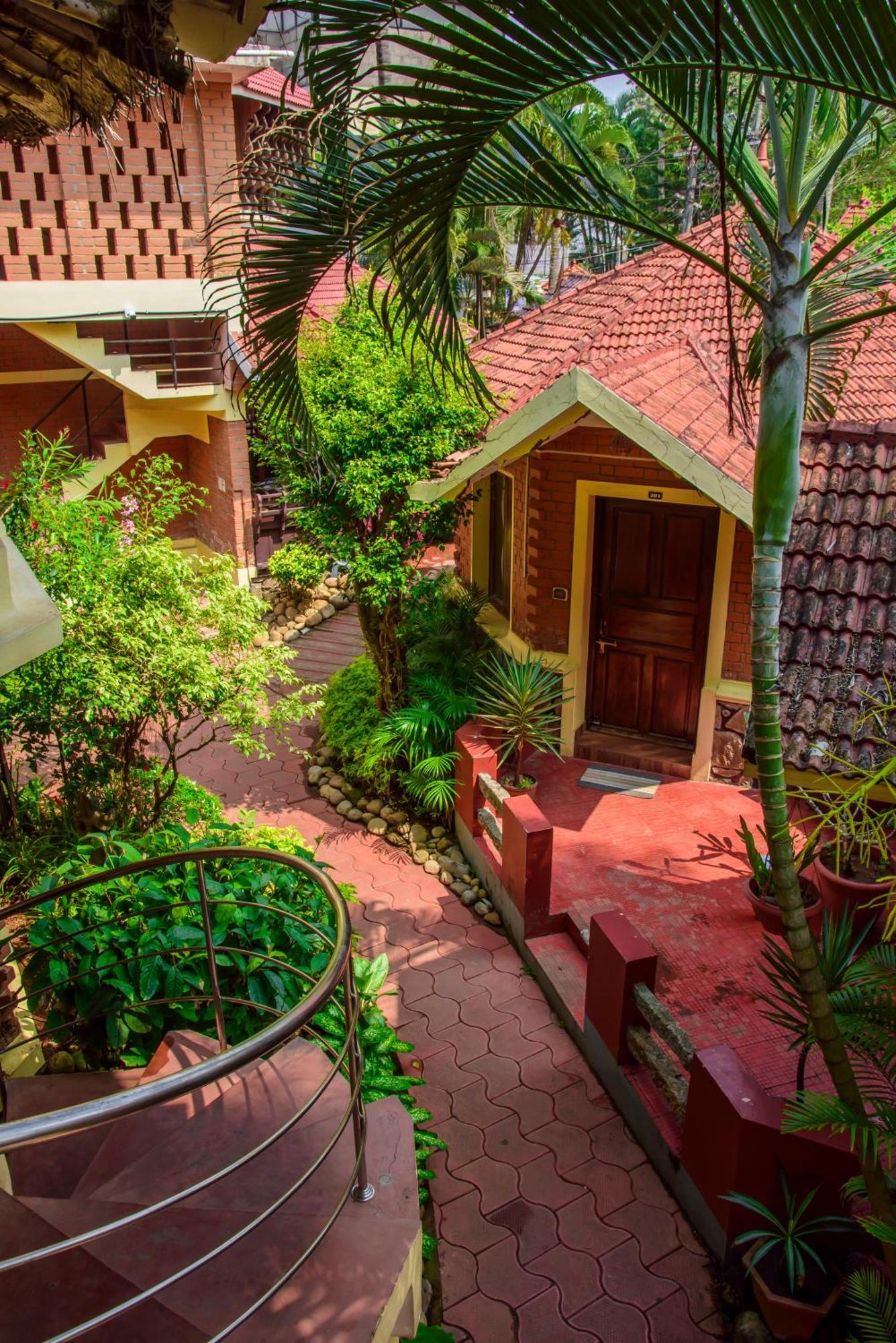 Krishnatheeram Ayur Holy Beach Resorts Varkala Zewnętrze zdjęcie